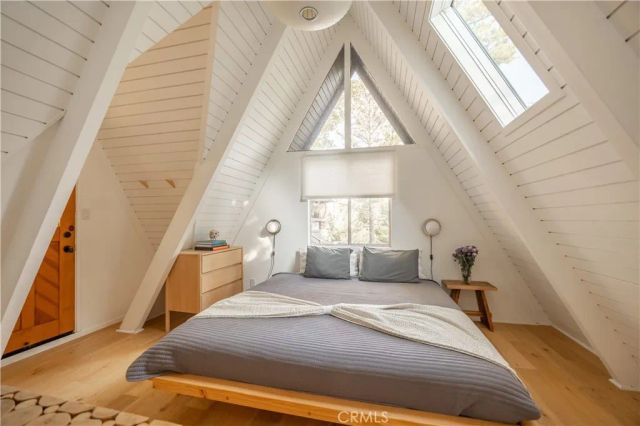 399 Rainier Road, Lake Arrowhead, CA 92352