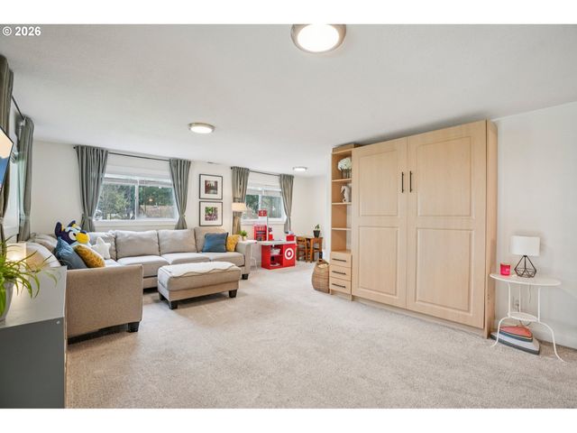 4211 Ne 154TH Ct, Vancouver, WA 98682