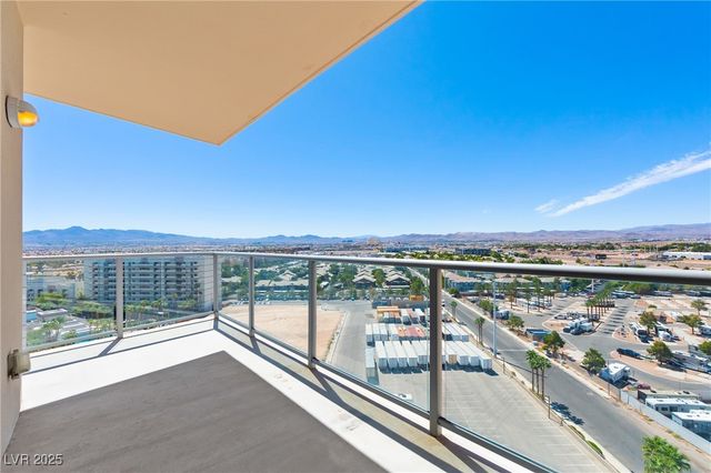 8255 Las Vegas Boulevard 1321, Las Vegas, NV 89123