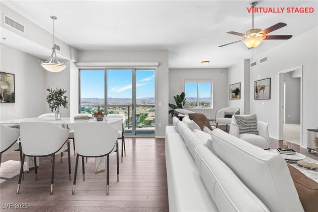 8255 Las Vegas Boulevard 1321, Las Vegas, NV 89123