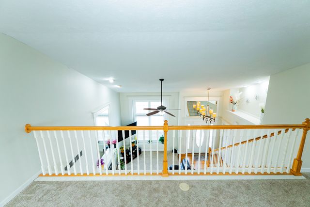 15 Greythorne Circle, Bloomington, IL 61704