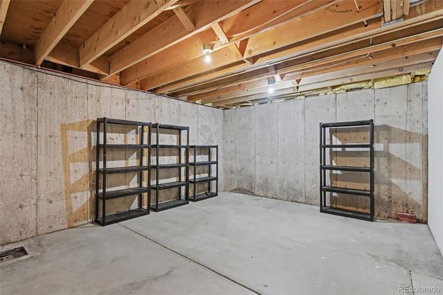 529 S Bear Paw Lane, Colorado Springs, CO 80906