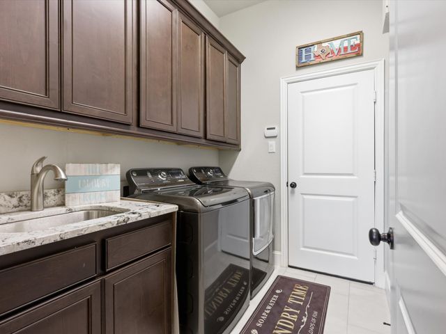 7284 Banded Mustang Drive, Frisco, TX 75036