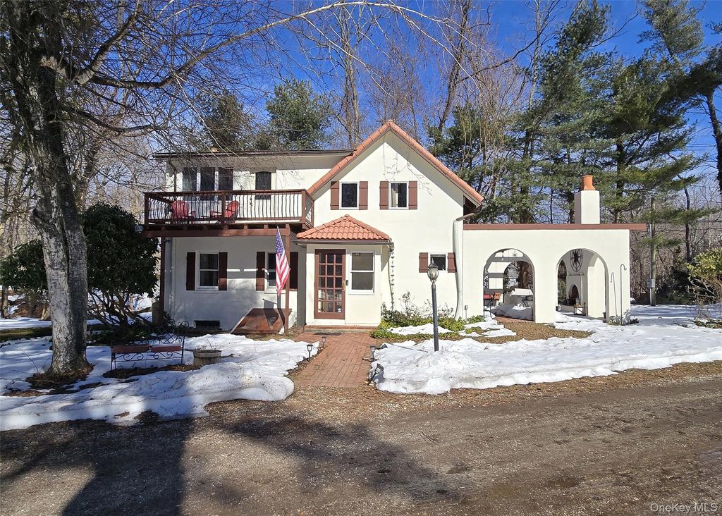 758 Mount Sinai Coram Road, Mount Sinai, NY 11766