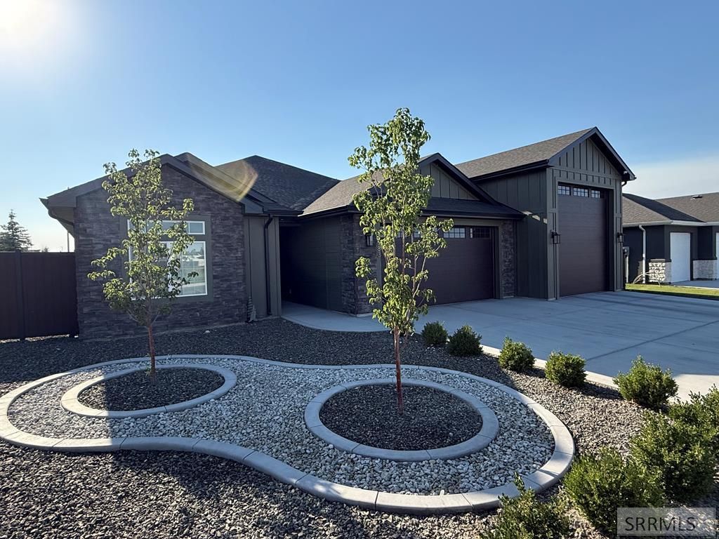 Image 1 of property listing at 1583 Lagoon Lane, Twin Falls, ID 83301