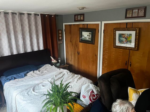 52336 Juniper Road, South Bend, IN 46637