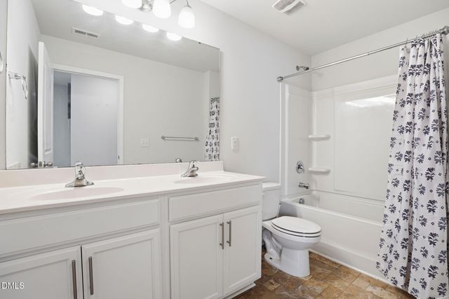 559 Golden Villas Drive, Rocky Mount, NC 27809