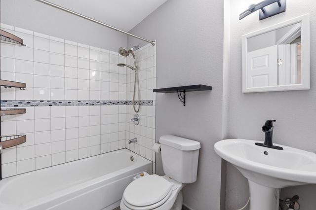 4712 Little Hill CIR, Austin, TX 78725