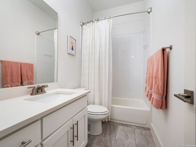 7018 Cantera Manor, San Antonio, TX 78255