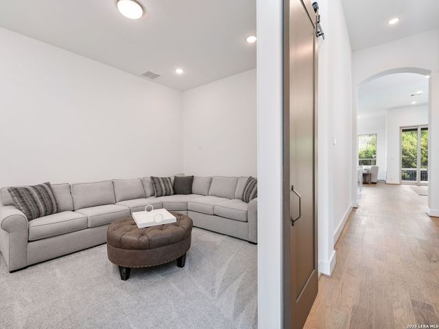 7018 Cantera Manor, San Antonio, TX 78255