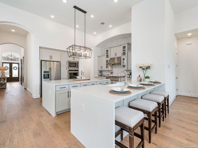 7018 Cantera Manor, San Antonio, TX 78255