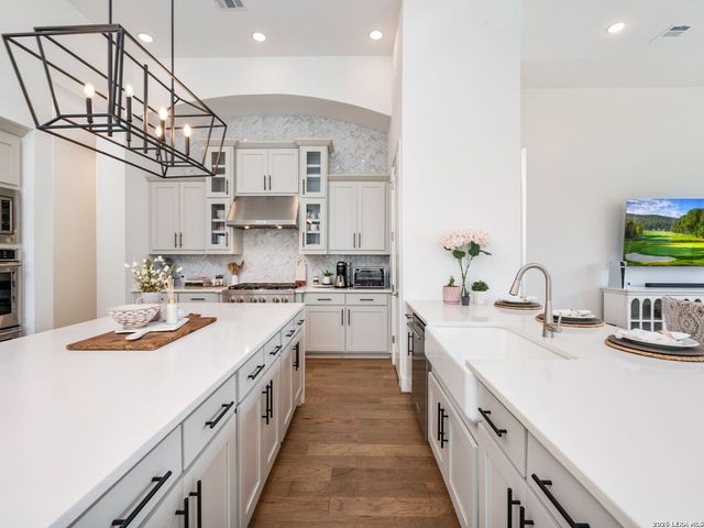 7018 Cantera Manor, San Antonio, TX 78255