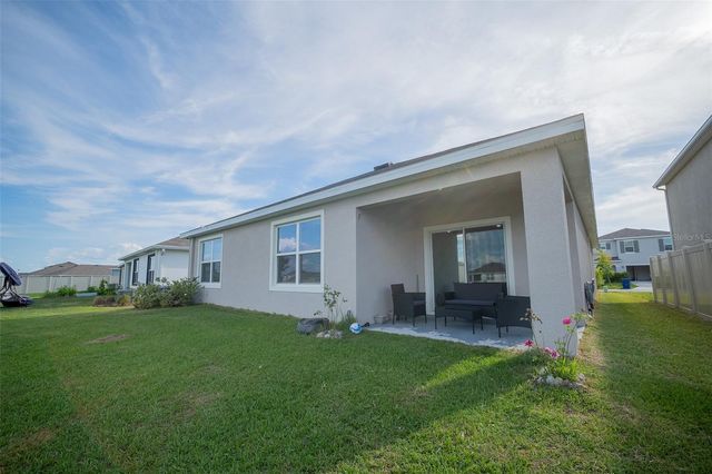 8318 CLAW GLADES LOOP, Wesley Chapel, FL 33545