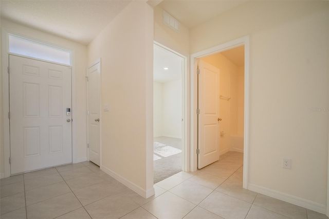 8318 CLAW GLADES LOOP, Wesley Chapel, FL 33545