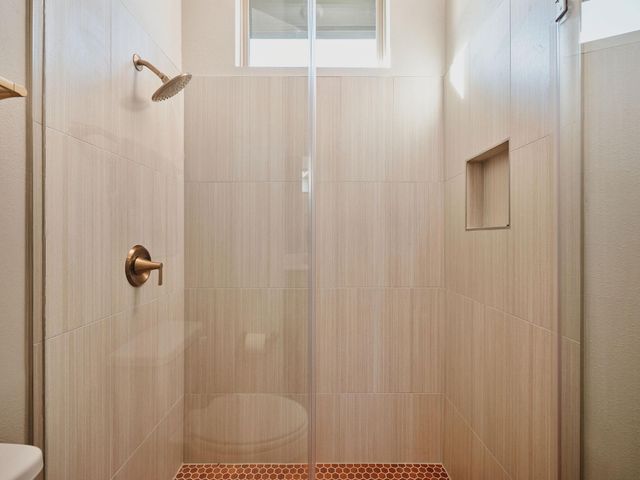 959 Flagtop CT, Lakeway, TX 78738