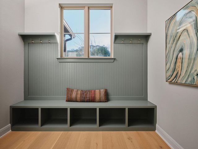 959 Flagtop CT, Lakeway, TX 78738