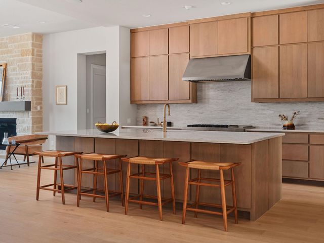 959 Flagtop CT, Lakeway, TX 78738