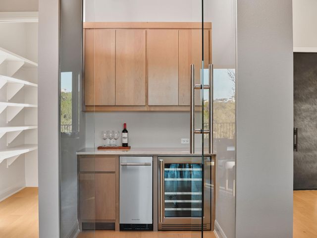 959 Flagtop CT, Lakeway, TX 78738