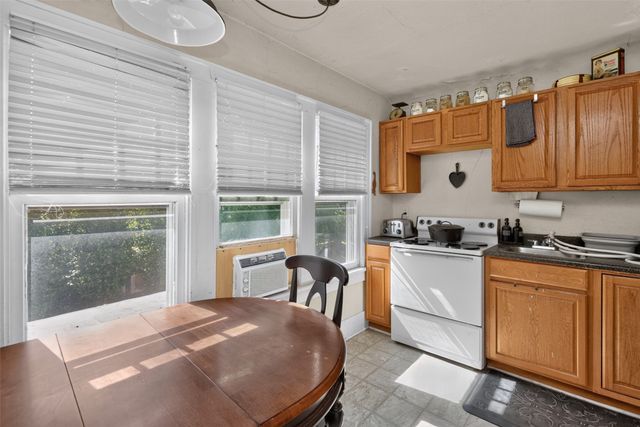 605 8th Street 607, Ames, IA 50010