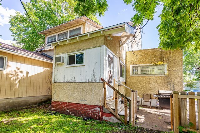 605 8th Street 607, Ames, IA 50010