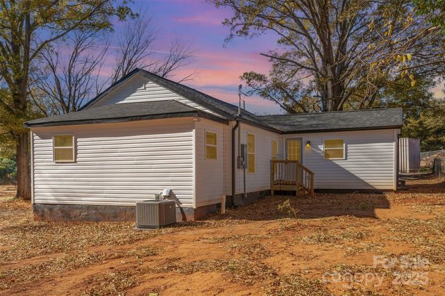 925 Dunlap Roddey Road, Rock Hill, SC 29730