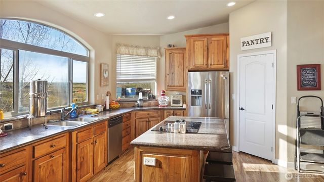 1773 W Bench Road, Othello, WA 99344