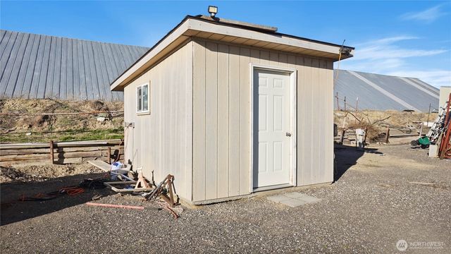 1773 W Bench Road, Othello, WA 99344