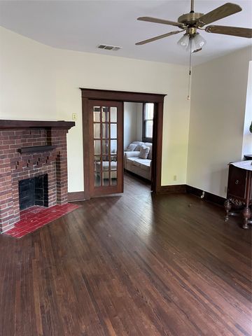 205 Rosemont Avenue, Dallas, TX 75208