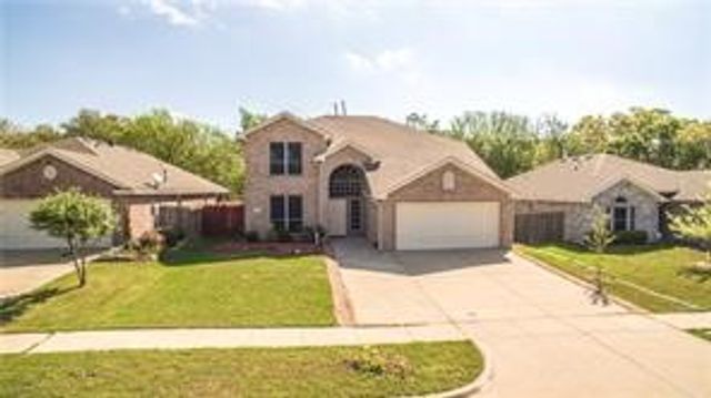 3348 Autumn View Drive, Grand Prairie, TX 75050