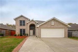 3348 Autumn View Drive, Grand Prairie, TX 75050