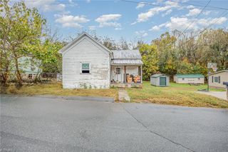 322 Bristol Street, Lexington, NC 27292