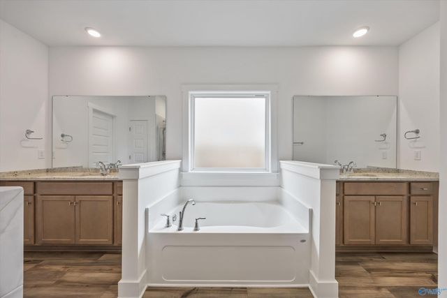 7716 Emma Ann Way NW, Huntsville, AL 35806