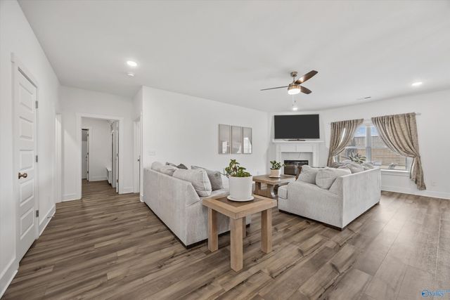 7716 Emma Ann Way NW, Huntsville, AL 35806