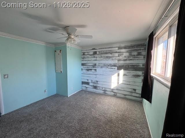 23704 Couzens Avenue, Hazel Park, MI 48030