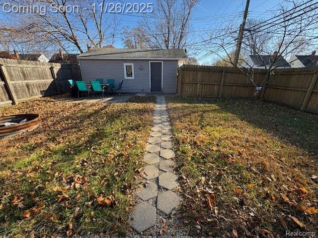 23704 Couzens Avenue, Hazel Park, MI 48030