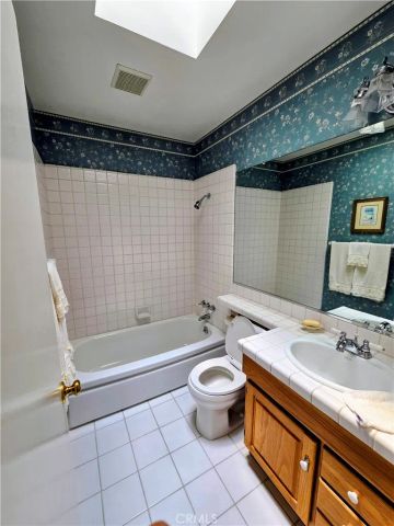 647 S Bruce, Anaheim, CA 92804