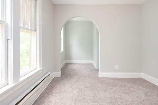 42 Front Avenue, Saint Paul, MN 55117