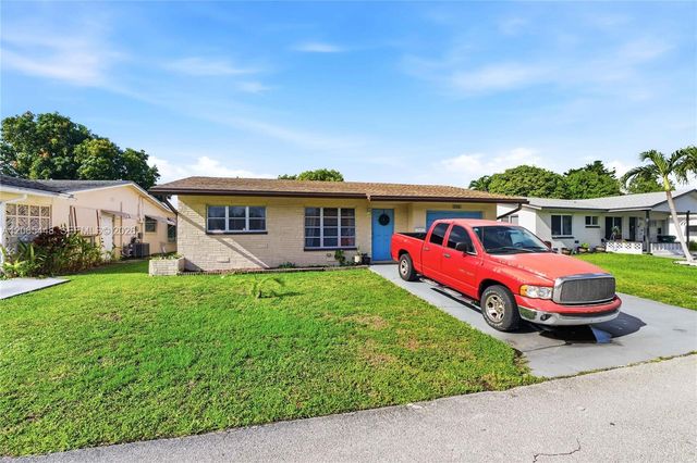 4916 NW 55th Court, Tamarac, FL 33319