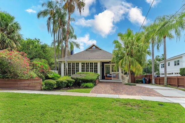 719 S SUMMERLIN AVENUE, Orlando, FL 32801