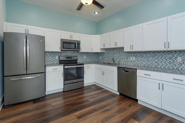 719 S SUMMERLIN AVENUE, Orlando, FL 32801