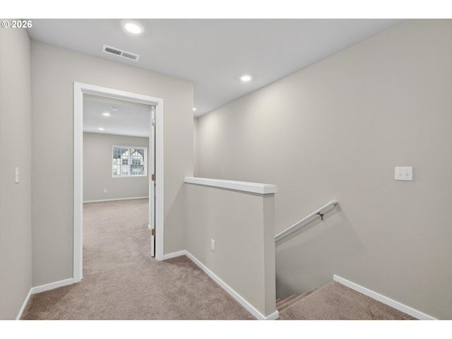 16148 Nw PRISTINE Ln, Portland, OR 97229