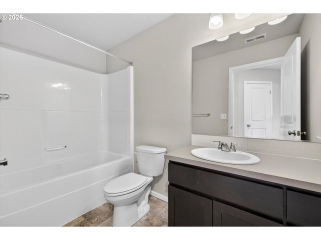 16148 Nw PRISTINE Ln, Portland, OR 97229