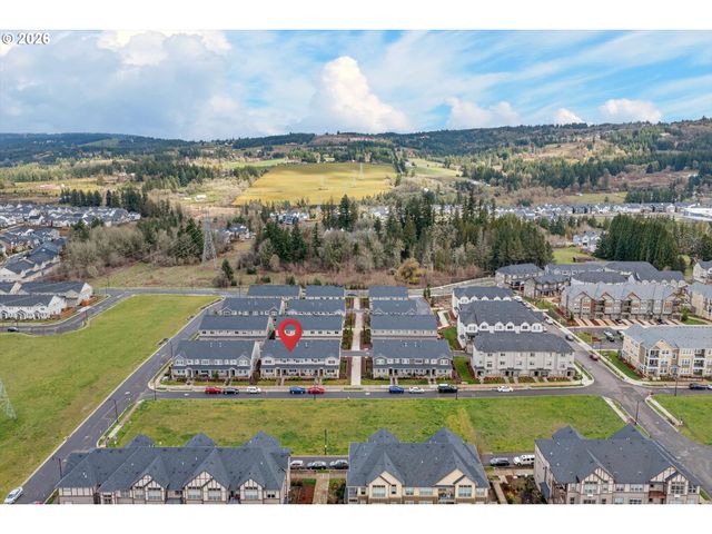 16148 Nw PRISTINE Ln, Portland, OR 97229