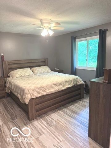 5331 Honey Manor Drive, Indianapolis, IN 46221