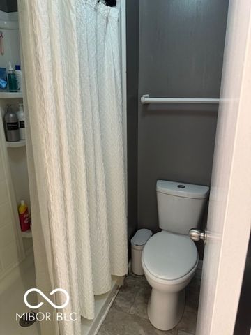 5331 Honey Manor Drive, Indianapolis, IN 46221