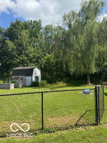 5331 Honey Manor Drive, Indianapolis, IN 46221
