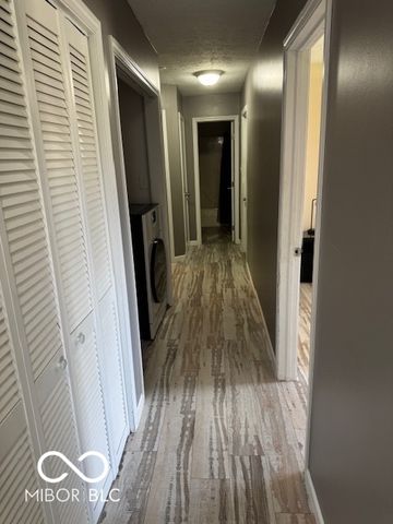 5331 Honey Manor Drive, Indianapolis, IN 46221