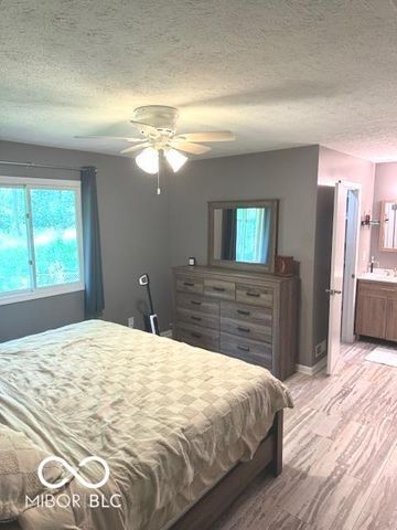 5331 Honey Manor Drive, Indianapolis, IN 46221