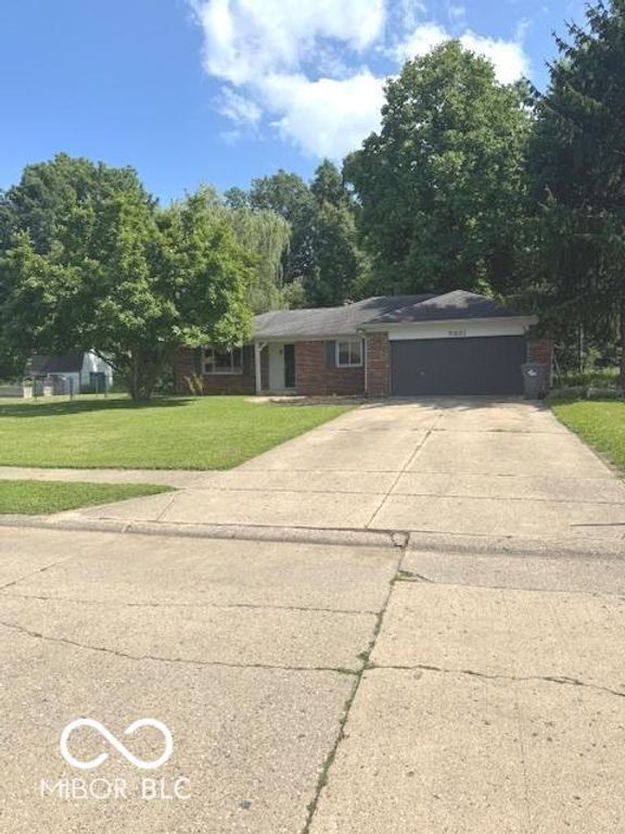 5331 Honey Manor Drive, Indianapolis, IN 46221