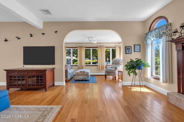 118 Neptune Place, Sea Girt, NJ 08750